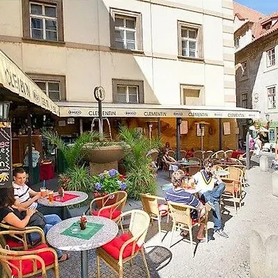 Clementin Hotel Prag 4*,