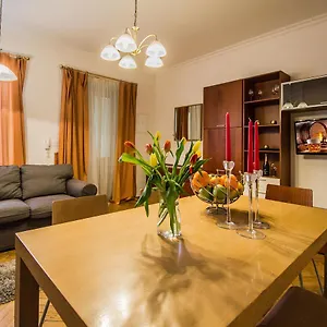 Apartment National Theater Ruterra Flat, Prague