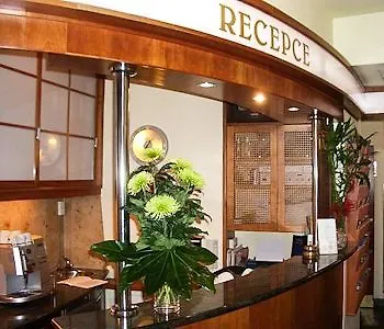 Clementin Otel Prag 4*,