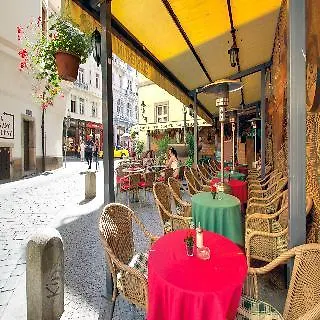 Clementin Otel Prag